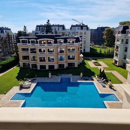 Apartament Sensation 3 *